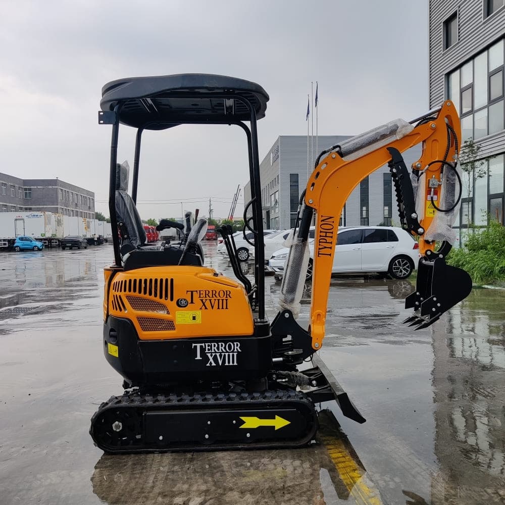 Typhon Terror XVIII Mini Excavator — image 3